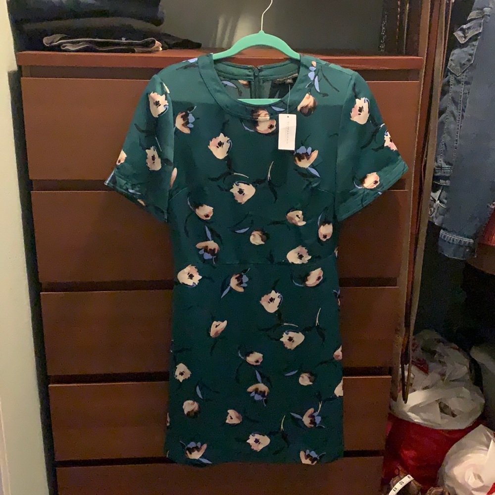 NWT Banana Republic Dress SZ 4